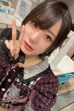 Momoka Onishi portrait