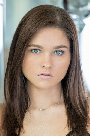 Zoe Bloom portrait