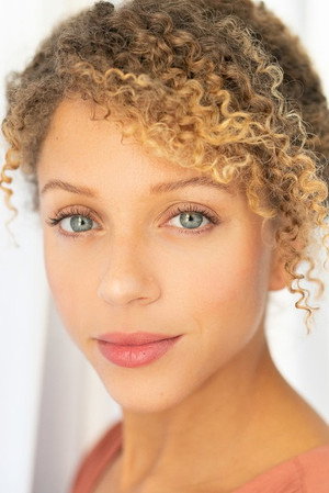 Alicia S Mason portrait