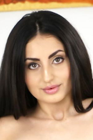 Jasmin Spice portrait