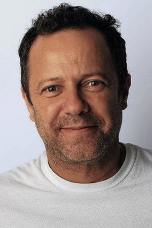 Vik Muniz portrait