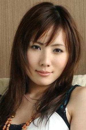 Yuri Komuro portrait
