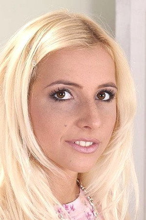 Cynthia Fox portrait