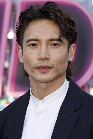 Manny Jacinto portrait