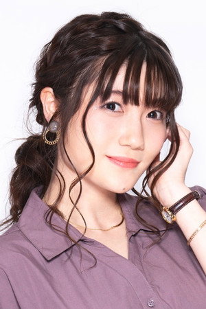 Mikako Izawa portrait