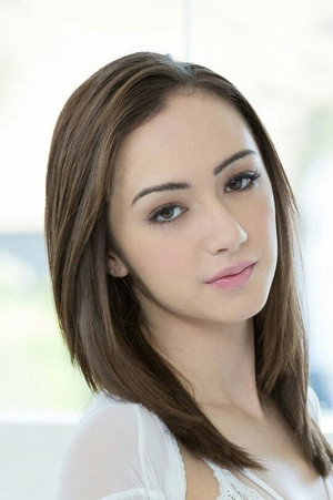 Lily Jordan portrait