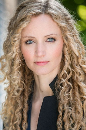 Suzannah Lipscomb portrait