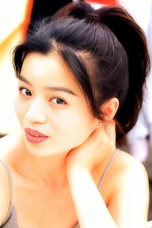 Suki Chan Sau-Yue portrait