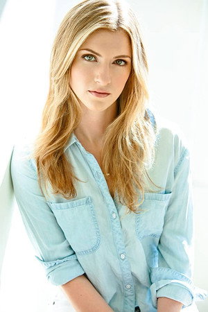 Lauren Harper portrait