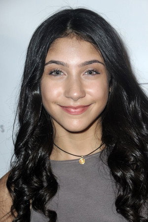Isabella Ferreira portrait