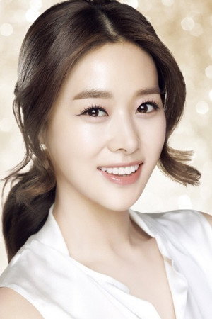 Jang Shin-young portrait