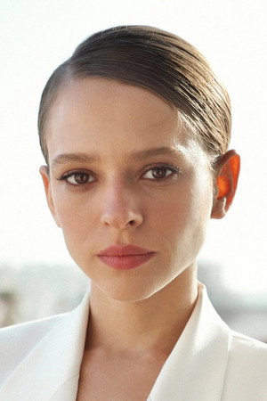 Shira Haas portrait