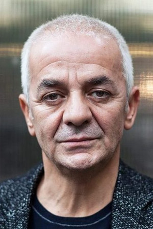 Zafer Algöz portrait