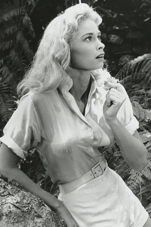 Irish McCalla portrait