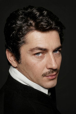 Salih Güney portrait