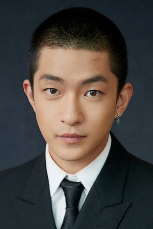 Qu Chuxiao portrait