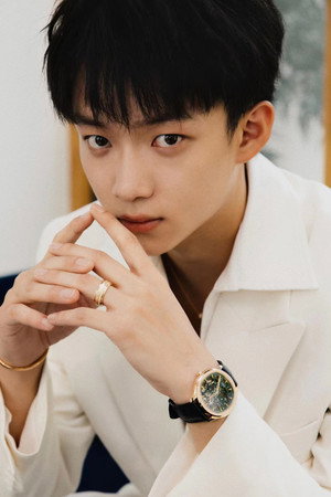 Xu Bin portrait