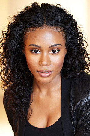 Shannon Thornton portrait