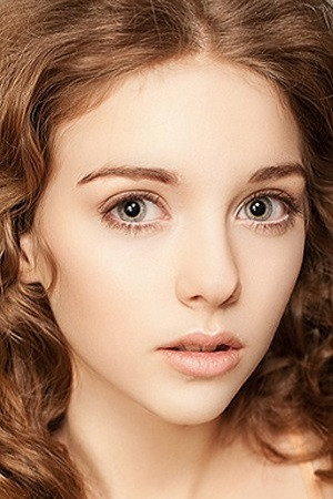 Polina Stremousova portrait