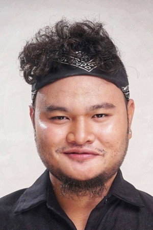 Vinh Râu portrait