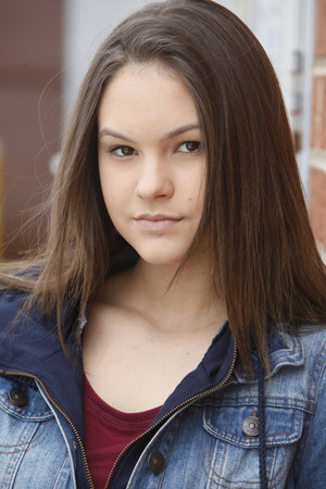 Avery Arendes portrait