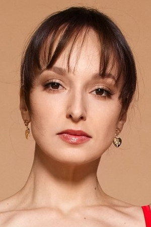 Lexi Luna portrait