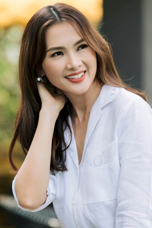 Anh Thư portrait