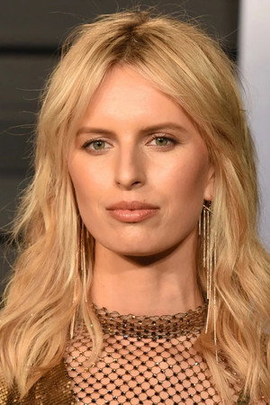 Karolína Kurková portrait