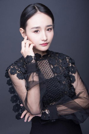Xie Lu Lu portrait