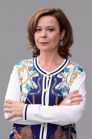 Zeynep Kaçar portrait