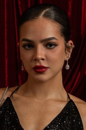 Mel Maia portrait