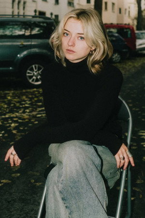 Anna Schier portrait