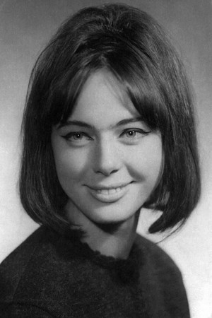 Mari Csomós portrait