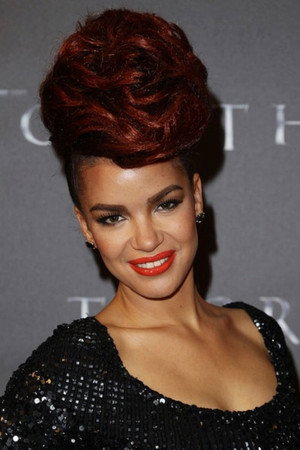 Eva Simons portrait