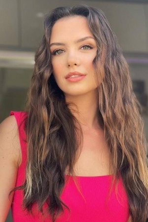 Felicia Sağnak portrait