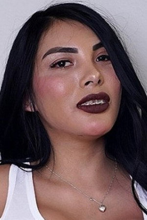 Fryda Rivero portrait
