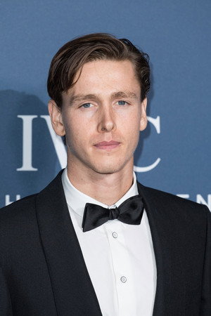 Harris Dickinson portrait