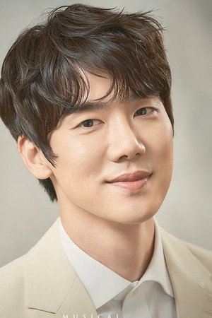 Yoo Yeon-seok portrait
