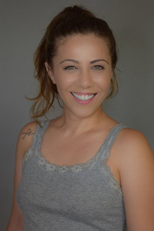 Aline Carválho portrait