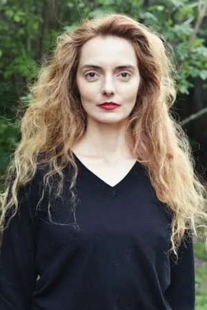 Olivia Csiky Trnka portrait