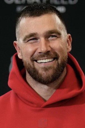 Travis Kelce portrait