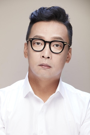 Park Joon-hyung portrait