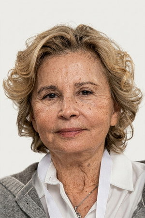 Nazli Ilicak portrait