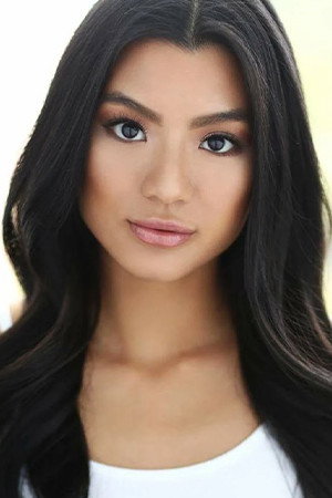 Stephi Chin-Salvo portrait