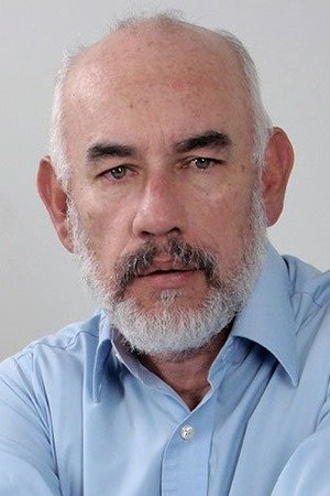 Hernán Méndez portrait