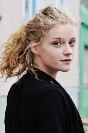 Lara Feith portrait