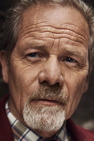 Peter Mullan portrait