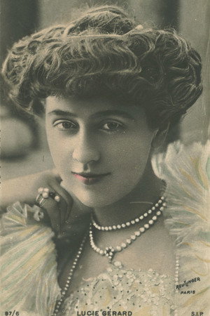 Lucy Mareil portrait
