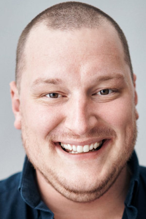 Ari Alexander portrait