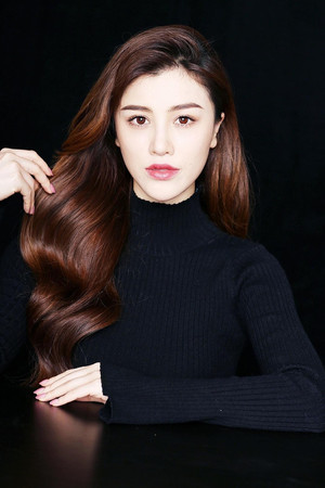 Ge Tian portrait